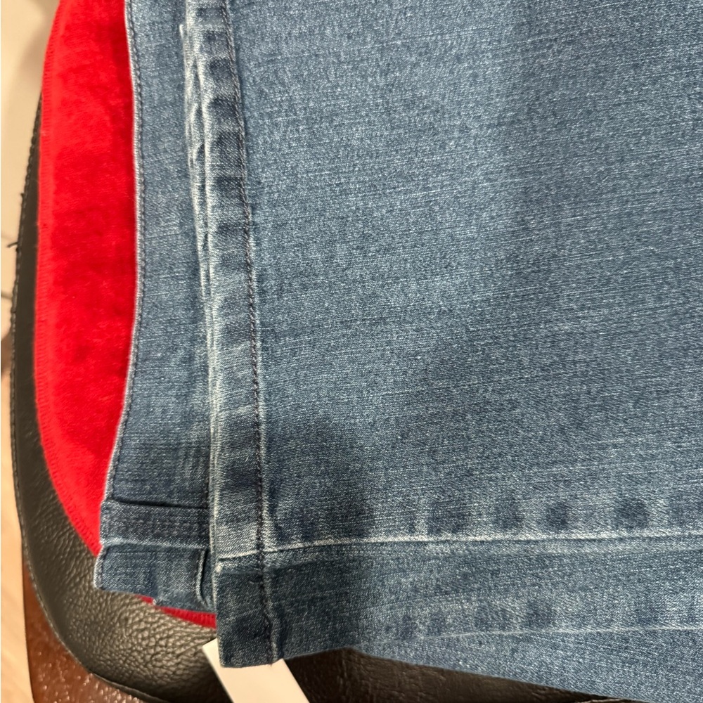 Gloria Vanderbilt Amanda Classic Denim Jeans - Picture 3 of 5